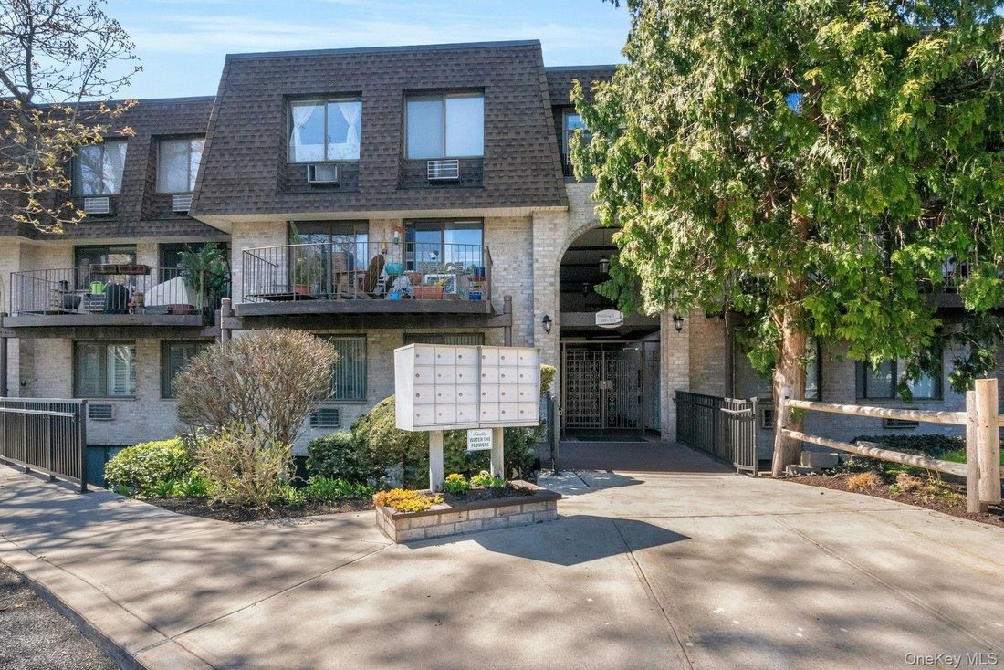Condo in Ossining, New York, United States 2 - 18087329