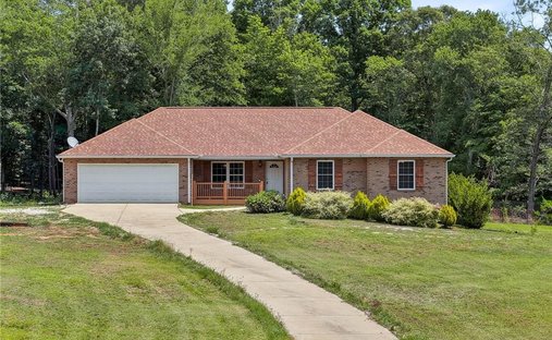 House in Pendergrass, Georgia, United States 1