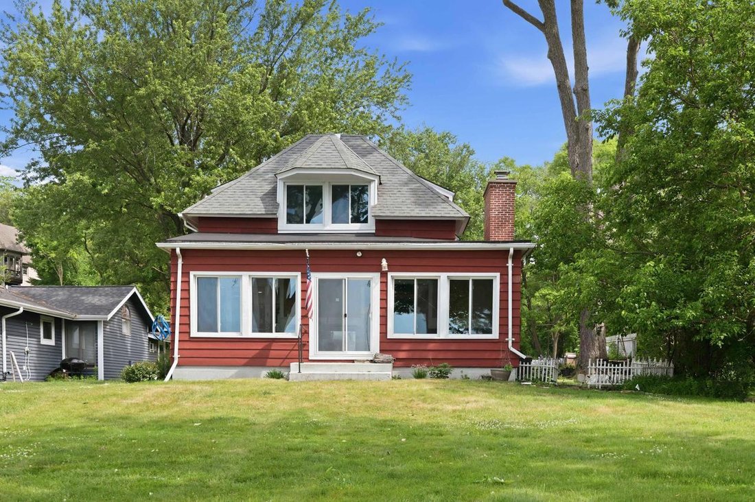 House in Pewaukee, Wisconsin, United States 1 - 18196582