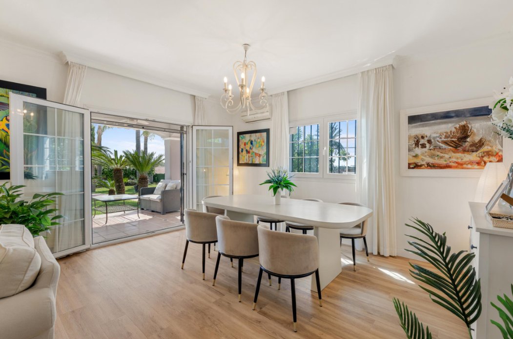 Villa in Estepona, Andalusia, Spain 5 - 18196779