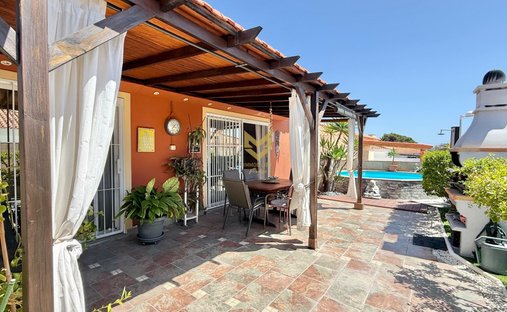Bungalow in Callao Salvaje, Adeje, Canary Islands 1