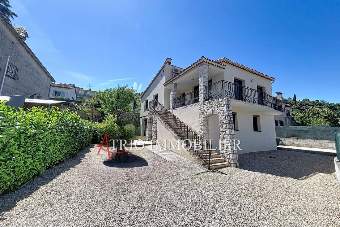 Villa in Val de Cagne-Colline Route de Vence, Cagnes-sur-Mer, France 1 - 18196905