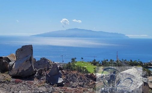 Land in Guia de Isora, Canary Islands, Spain 1