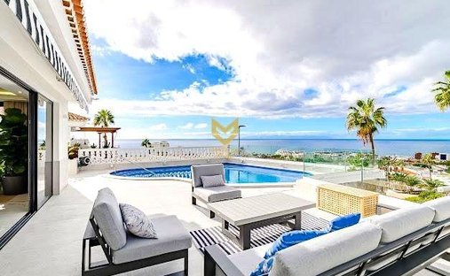 Villa in Costa Adeje, Adeje, Canary Islands 1