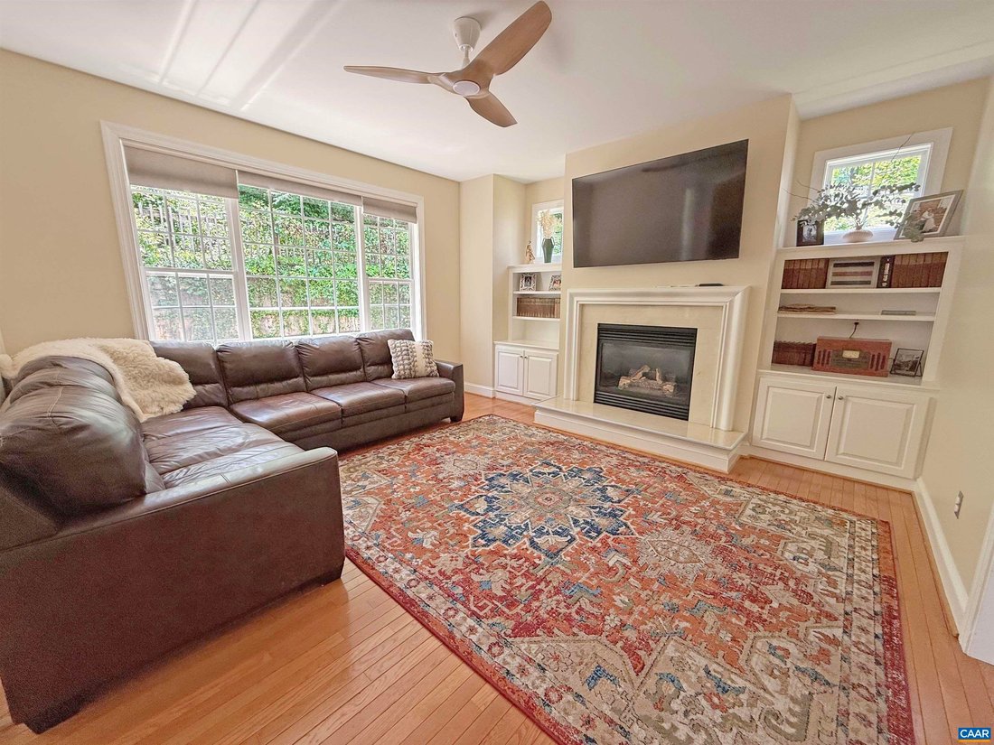 House in Charlottesville, Virginia, United States 3 - 18196411