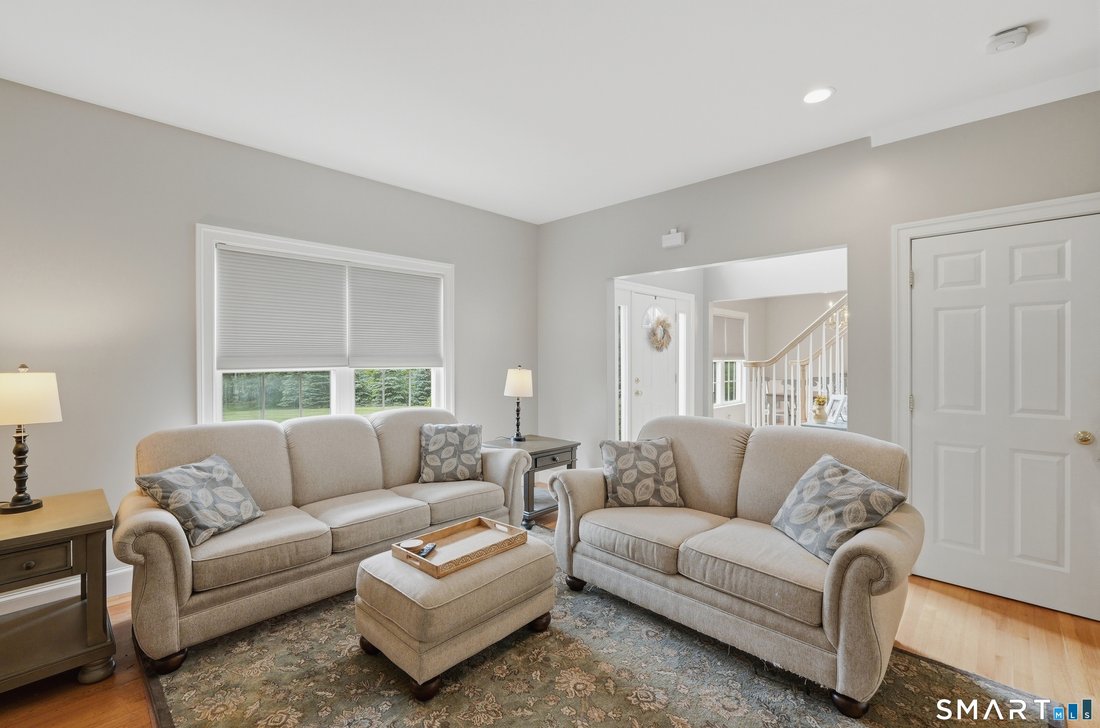 House in Cheshire, Connecticut, United States 4 - 18196002