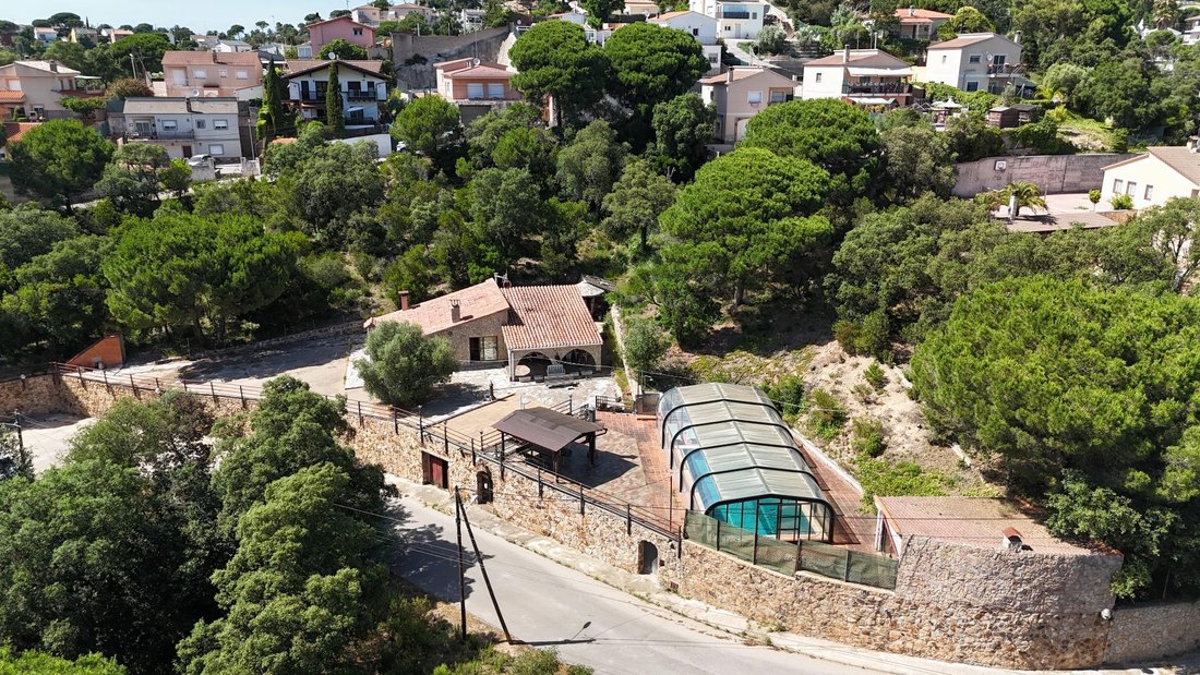 Villa in Vidreres, Catalonia, Spain 2 - 18196980