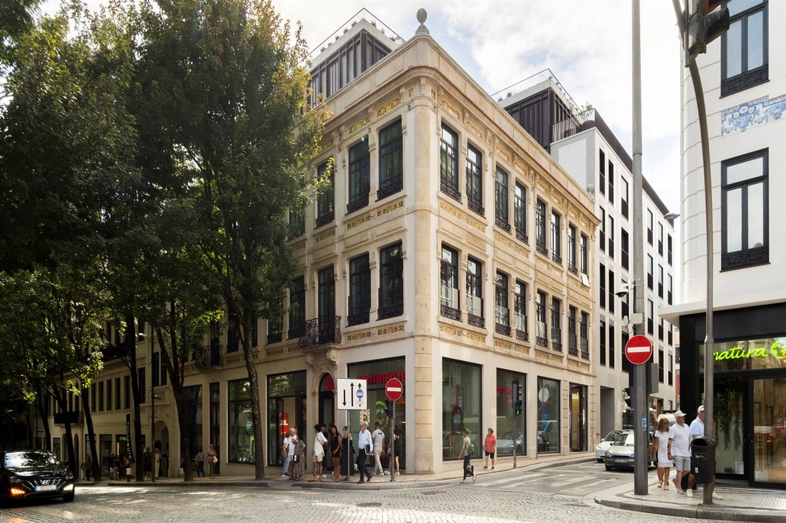 Apartment in Cedofeita, Santo Ildefonso, Se, Miragaia, Sao Nicolau e Vitoria, Porto District, Portugal 1 - 18197245