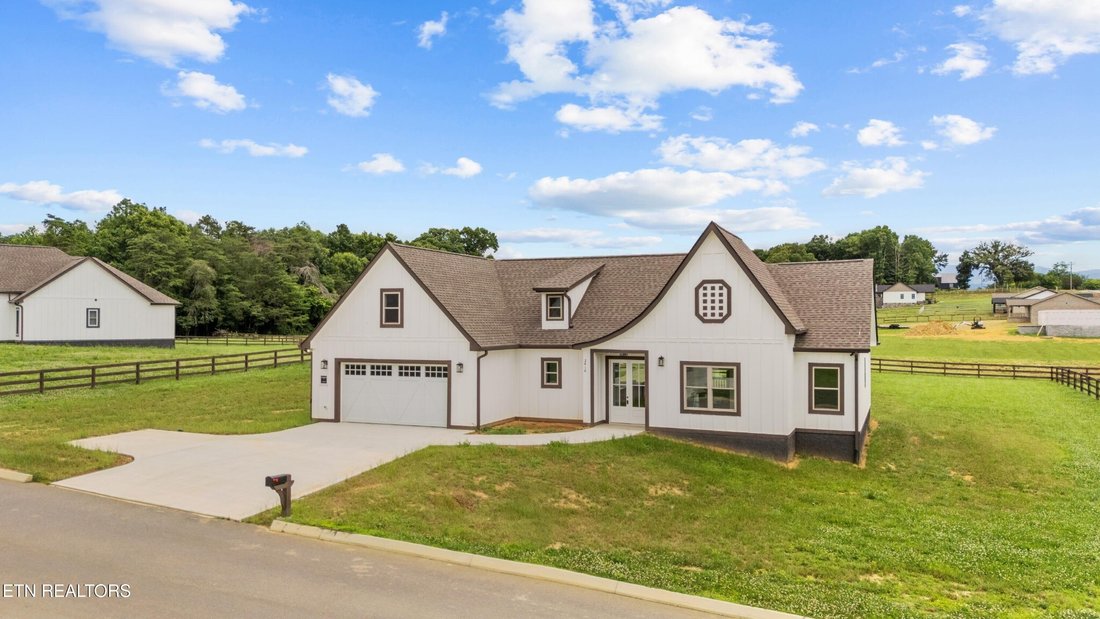 House in Sevierville, Tennessee, United States 2 - 17692623