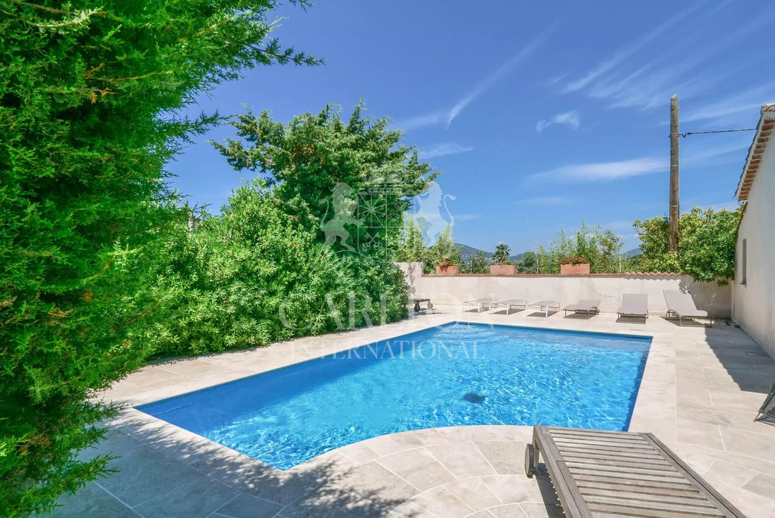 House in Zone Est Diffuse, Saint-Tropez, France 3 - 18191289