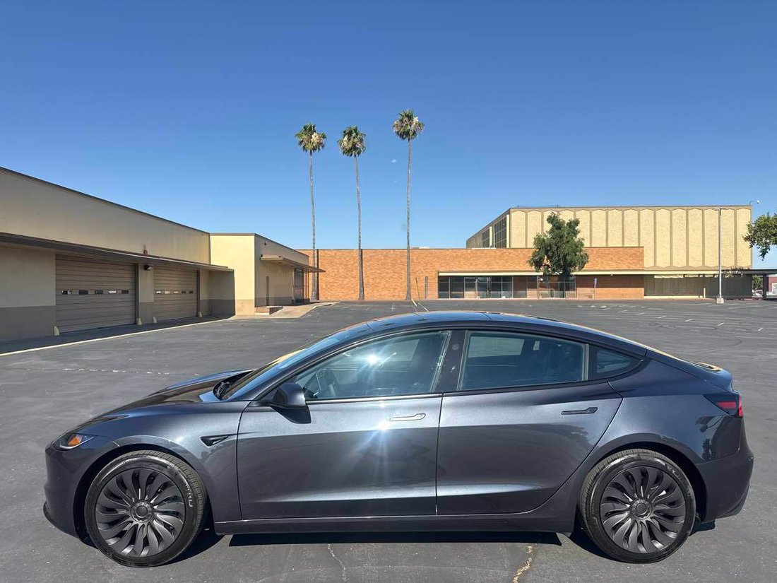 Sedan in Sacramento, CA, United States 4 - 18197061