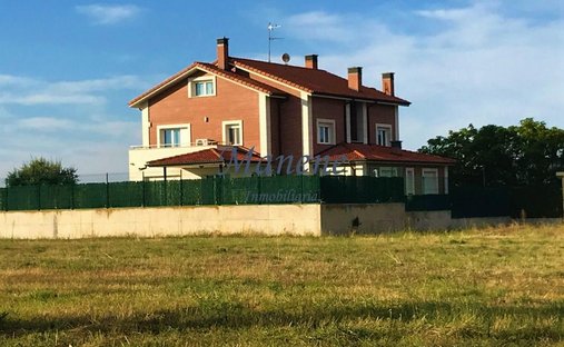 Chalet a Viguera, La Rioja, Spagna 1