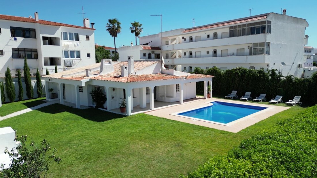 House in Olhos de Agua, Algarve, Portugal 1 - 18196991