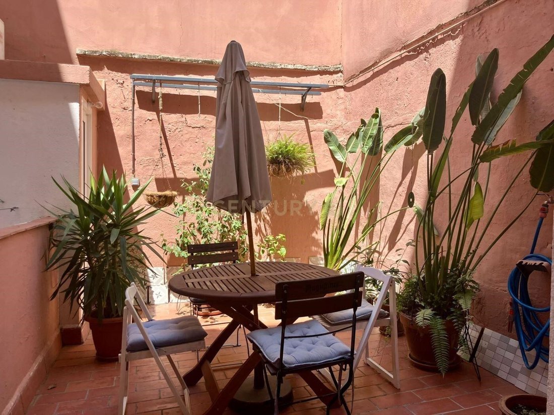 Apartment in Ciutat Vella, Barcelona, Spain 2 - 18197064
