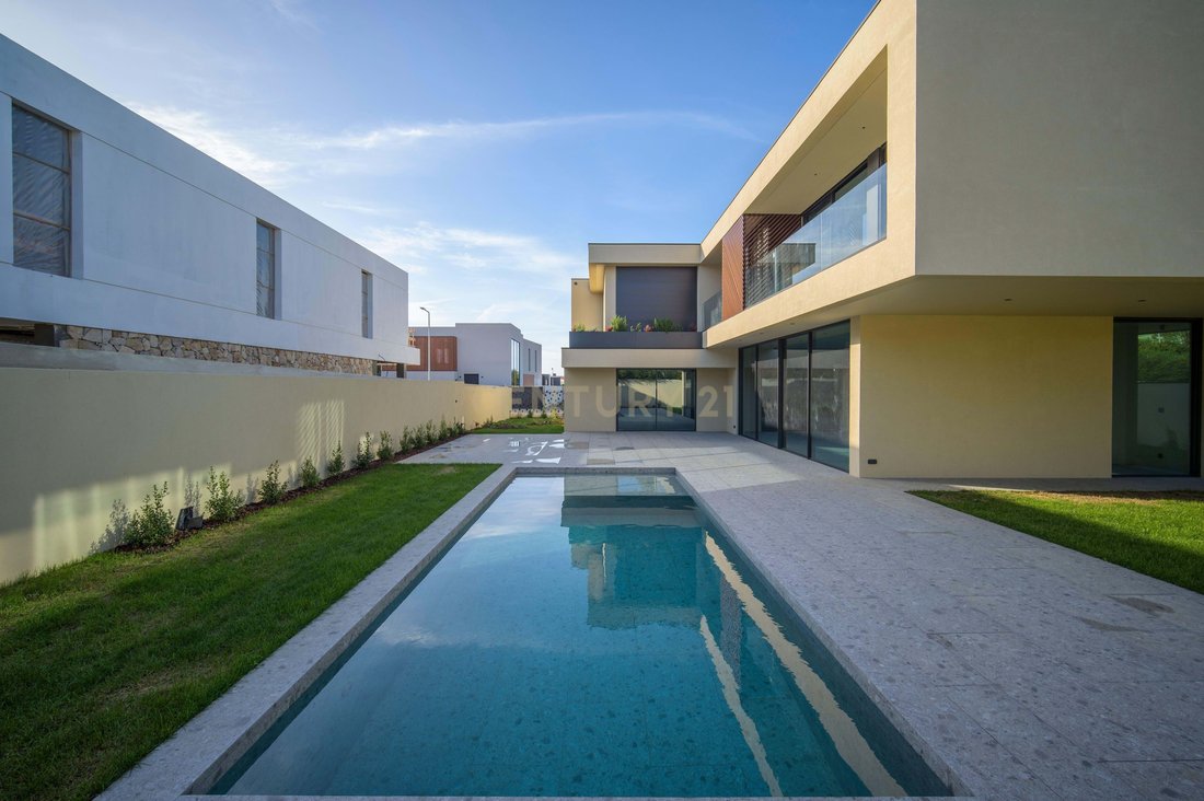 Villa in Cascais e Estoril, Lisbon, Portugal 1 - 16230009