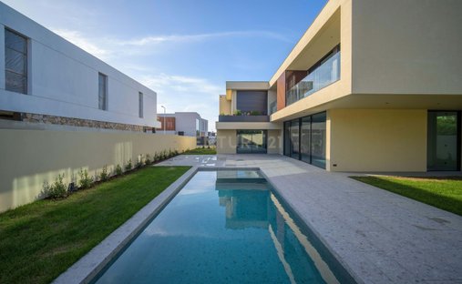 Villa in Cascais e Estoril, Lisbon, Portugal 1
