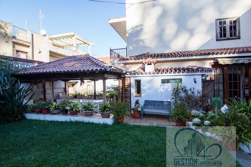 Chalet in La Orotava, Canary Islands, Spain 2 - 16667384