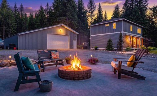 House in Newport, Washington, United States 1