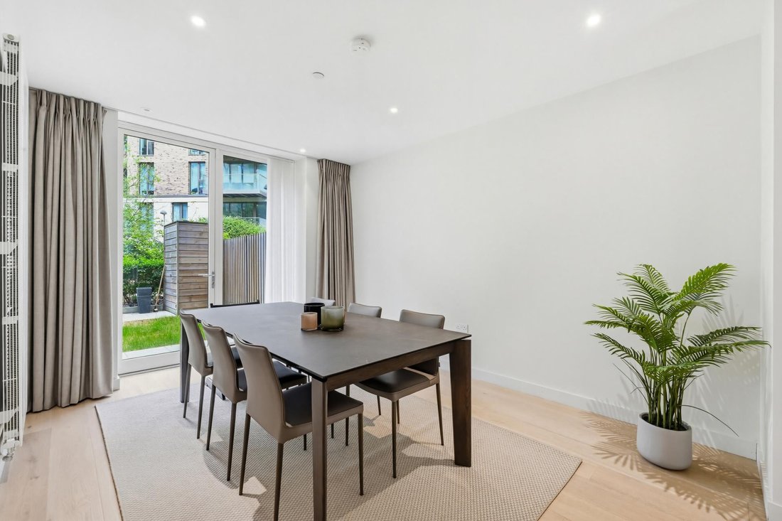 Townhouse en Victoria Docks, Newham, Inglaterra 4 - 18196163