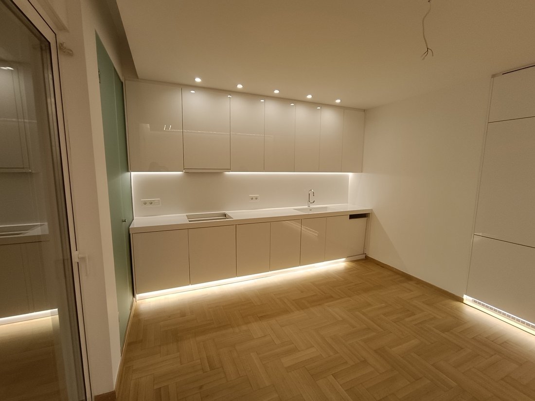 Apartment in Sunoikia Kolonakiou, 1st District of Athens, Athens 4 - 18197114