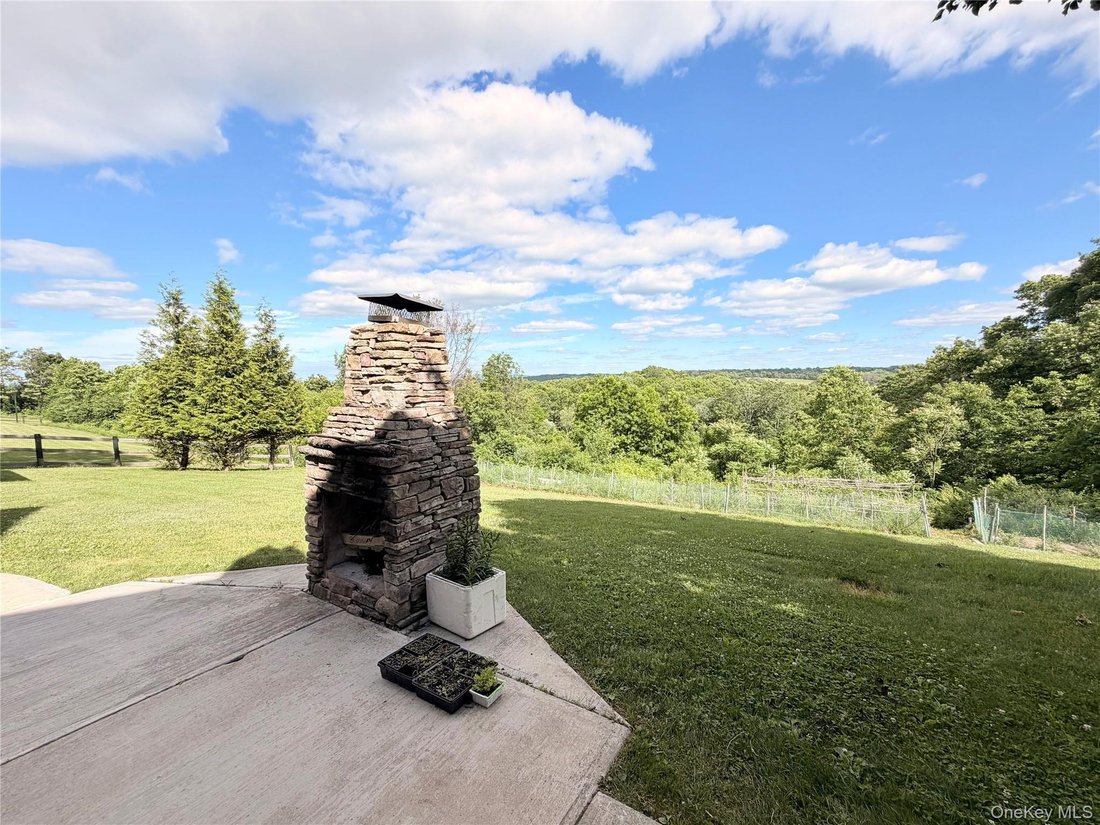 House in Middletown, New York, United States 5 - 18196121