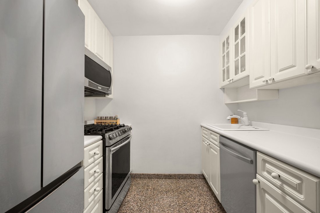 House in New York, New York, United States 5 - 18197255