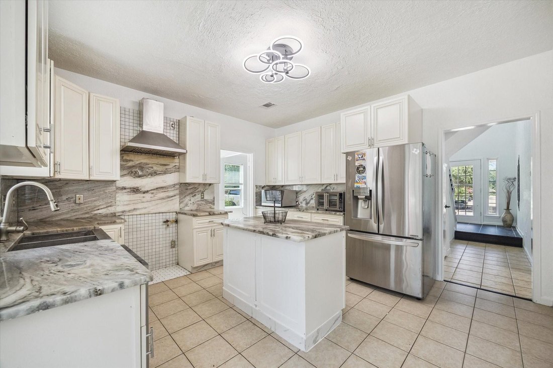House in Sugar Land, Texas, United States 4 - 18196531