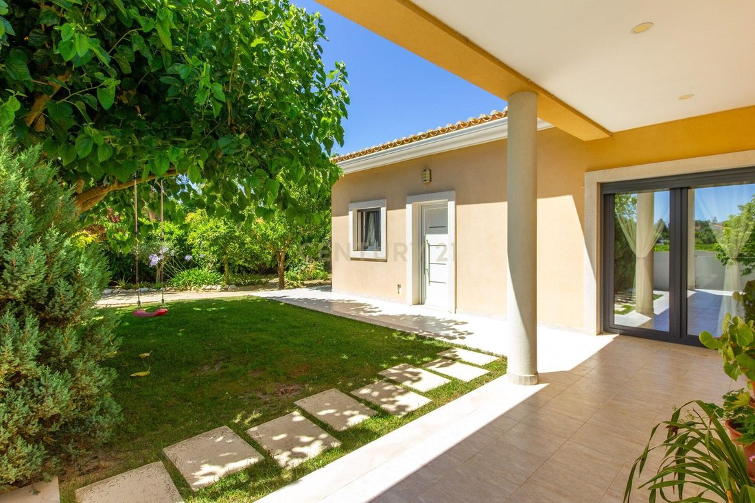 Villa in Pinhal Novo, Setubal, Portugal 2 - 18197026