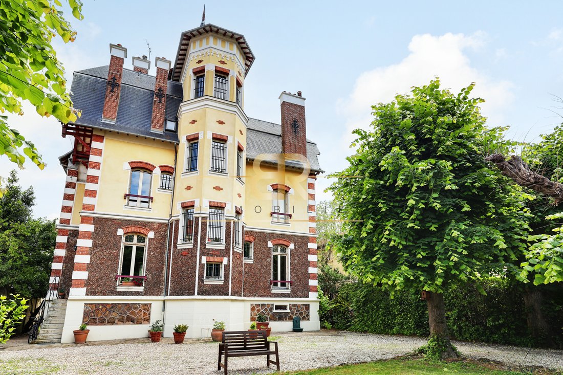Villa in Peri, Joinville-le-Pont, France 4 - 18196769