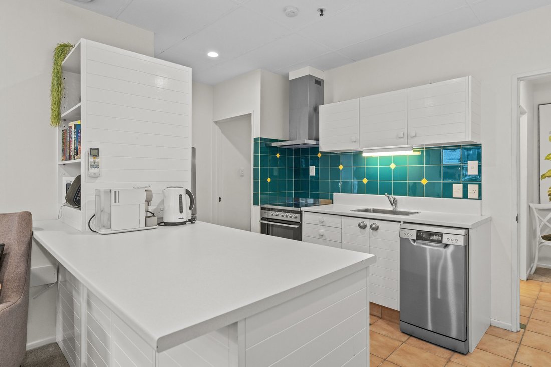 Queenstown, Otago, New Zealand 4 - 18197272