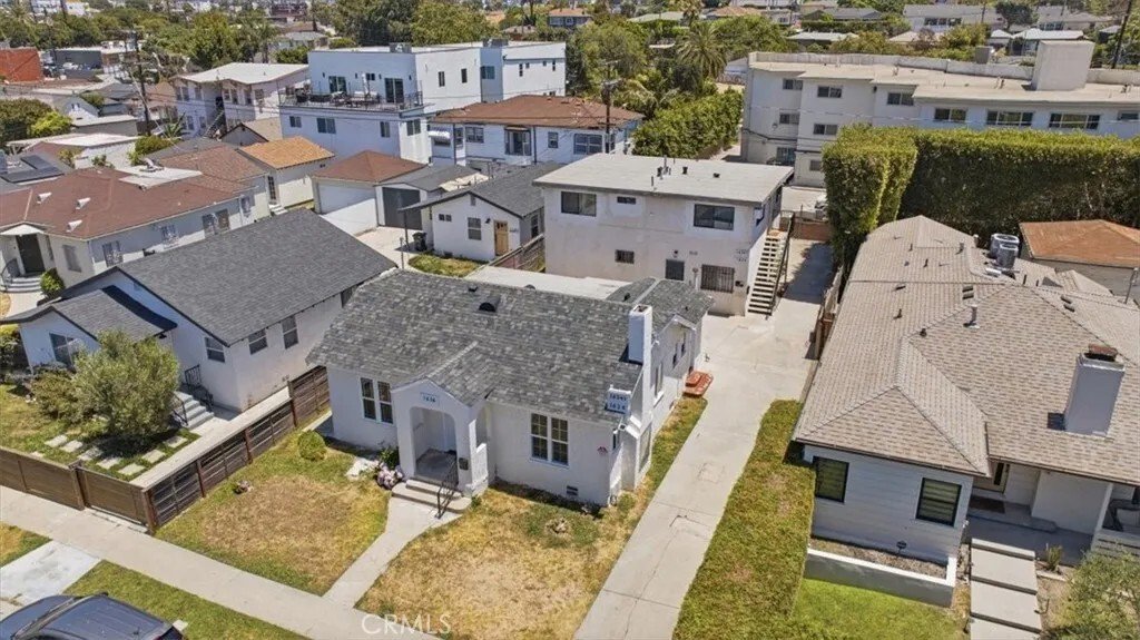 Los Angeles, California, United States 2 - 18196355