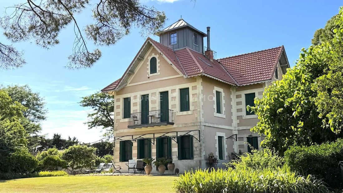 House in Saint-Laurent-d'Aigouze, Occitania, France 4 - 18197357