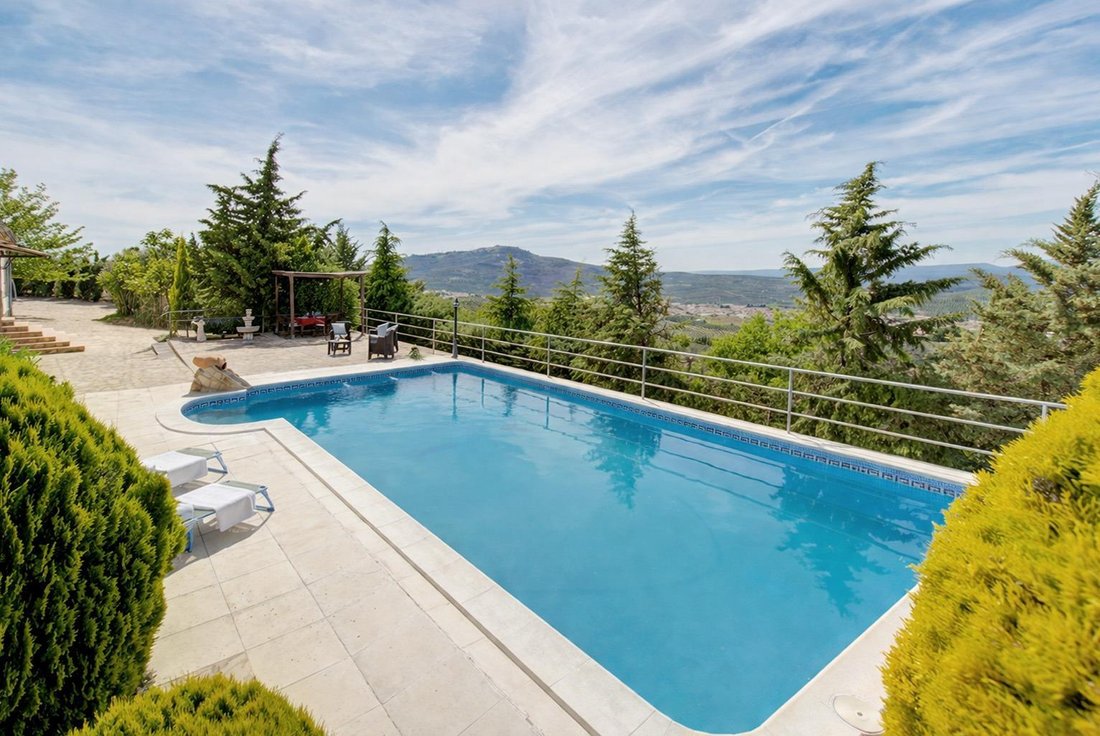 Villa en Jaén, Andalucía, España 1 - 18196630