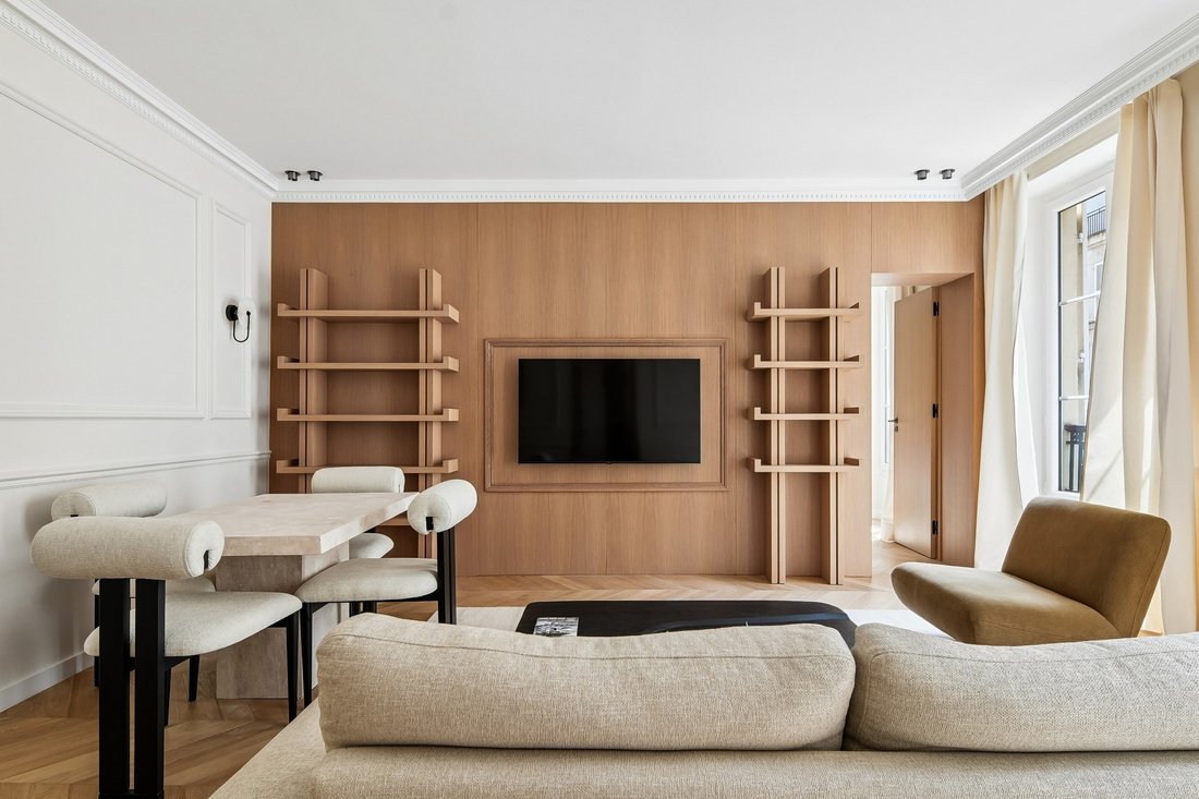 Apartment in Invalides, Paris 7e Arrondissement, Paris 2 - 18197220