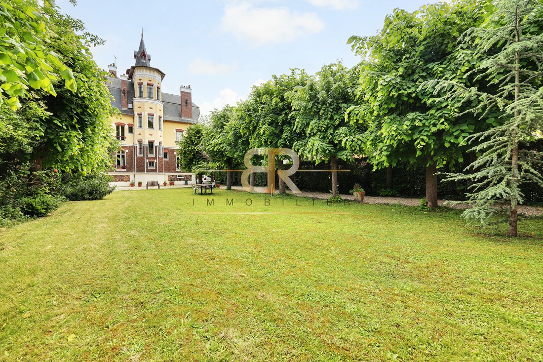 Villa in Peri, Joinville-le-Pont, France 3 - 18196769