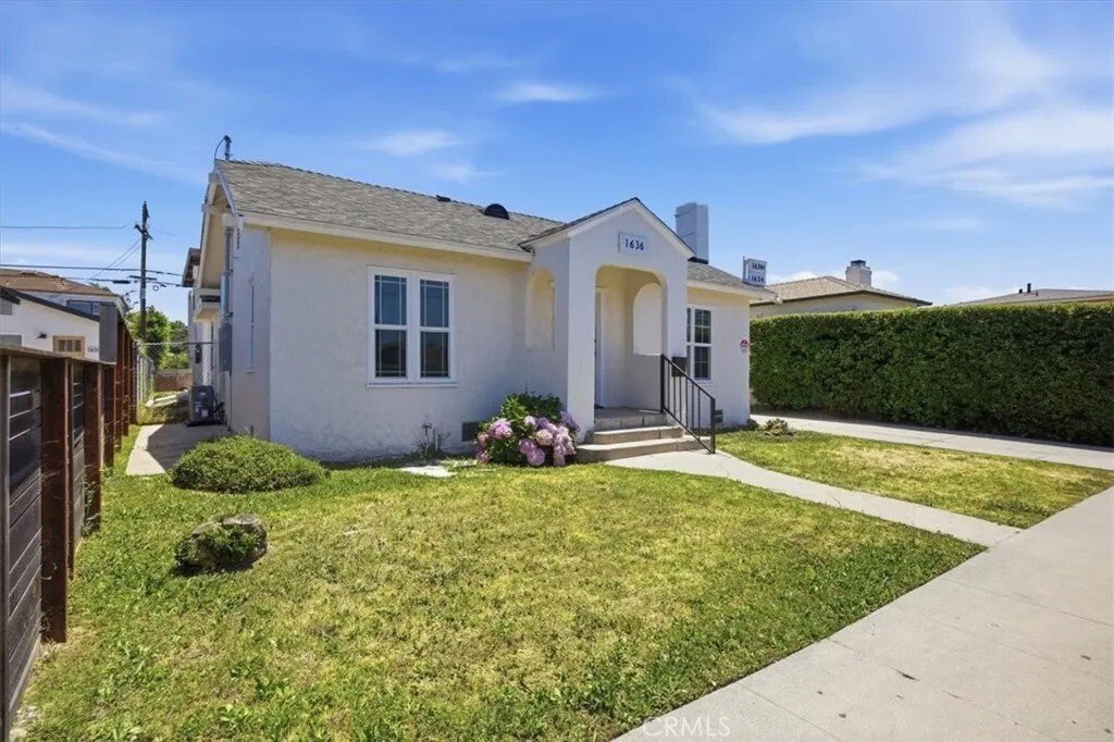 Los Angeles, California, United States 1 - 18196355