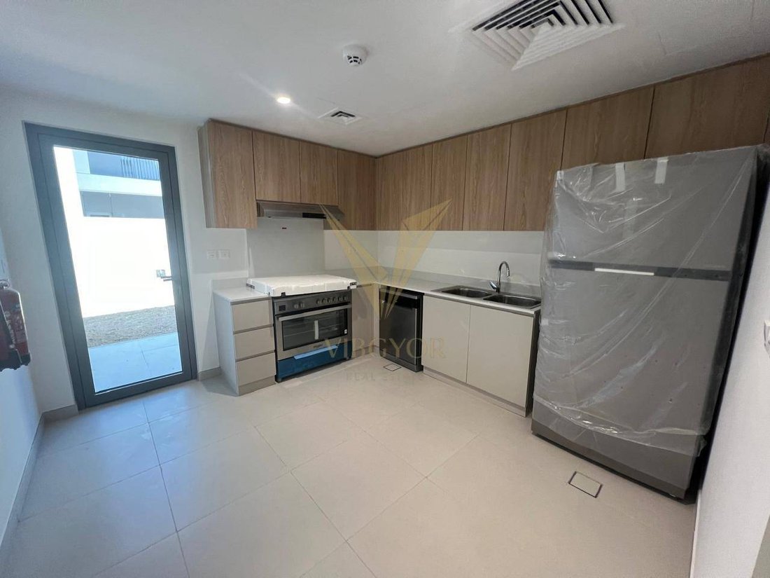 Townhouse in Dubai South, Dubai, United Arab Emirates 3 - 18196545