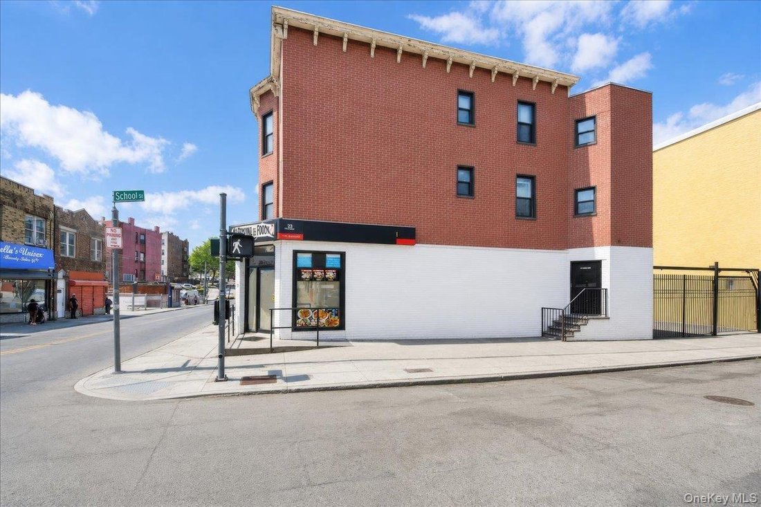 House in Yonkers, New York, United States 2 - 18196637