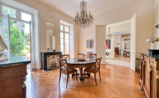 Apartment in Centre Ville, La Rochelle, France 1
