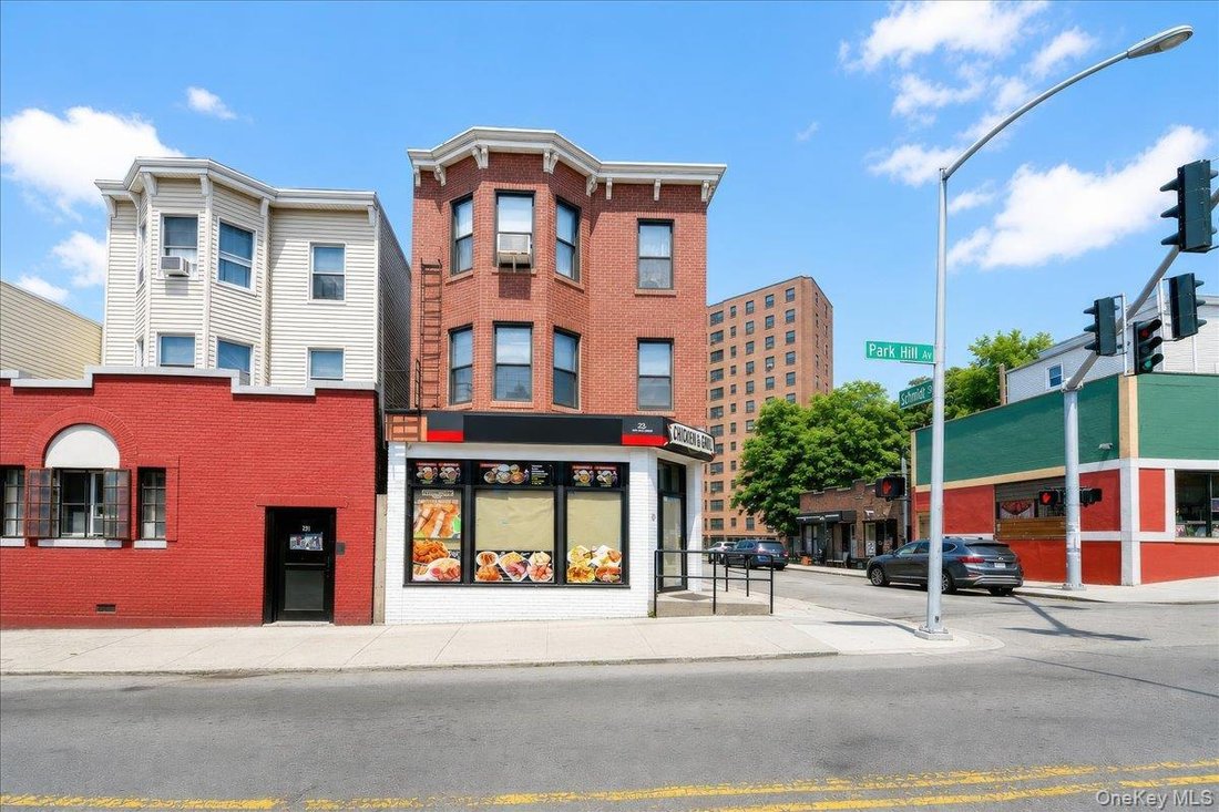 House in Yonkers, New York, United States 1 - 18196637