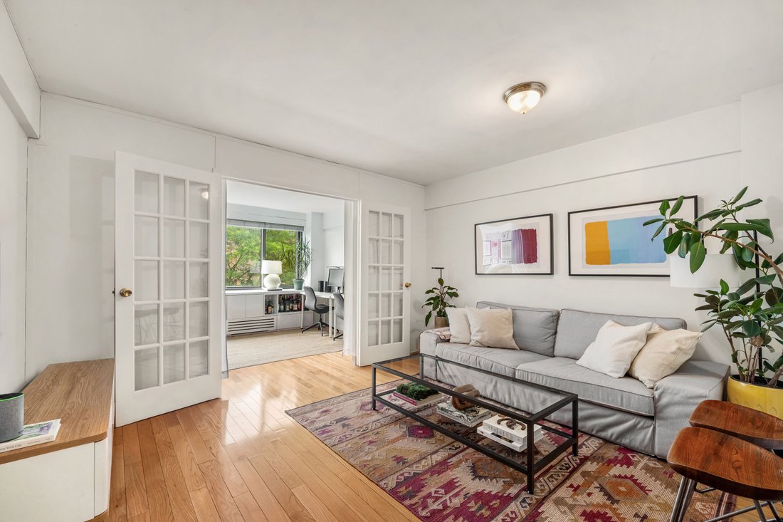 House in New York, New York, United States 3 - 18197255