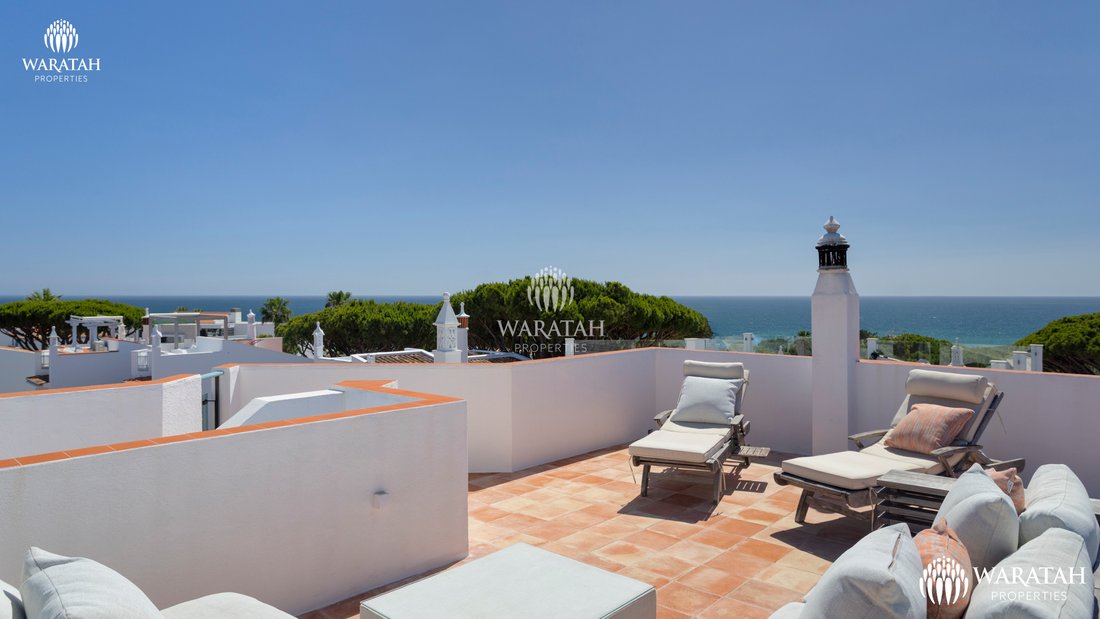 Townhouse in Vale do Lobo, Almancil, Portugal 1 - 18198008