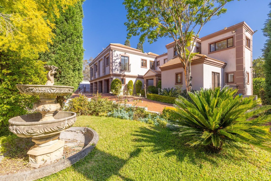 House in Sandton, Gauteng, South Africa 1 - 18198046