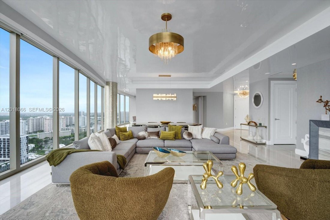 Condo in Sunny Isles Beach, Florida, United States 5 - 18198131