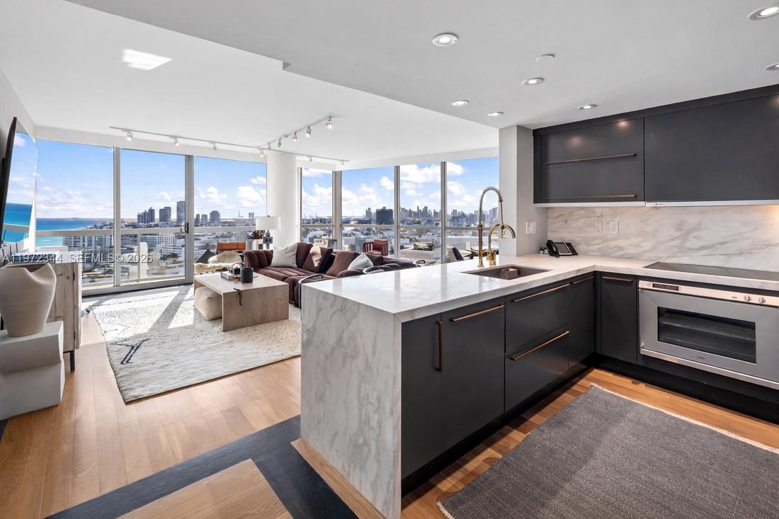 Condo in Miami Beach, Florida, United States 3 - 18197880