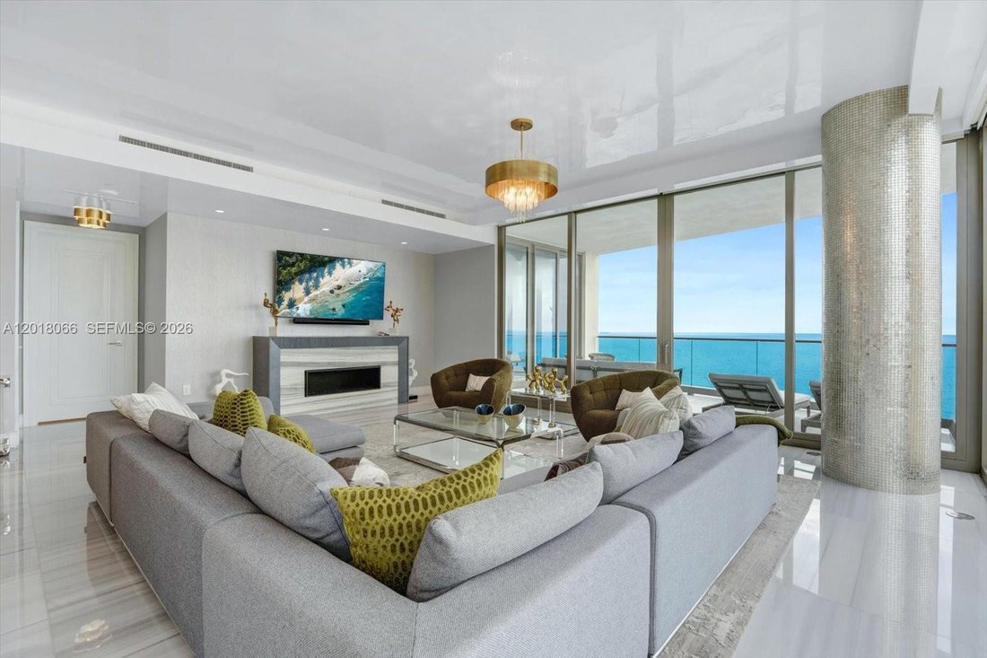 Condo in Sunny Isles Beach, Florida, United States 3 - 18198131