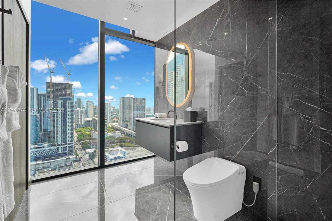 Condo in Miami, Florida, United States 3 - 18197780