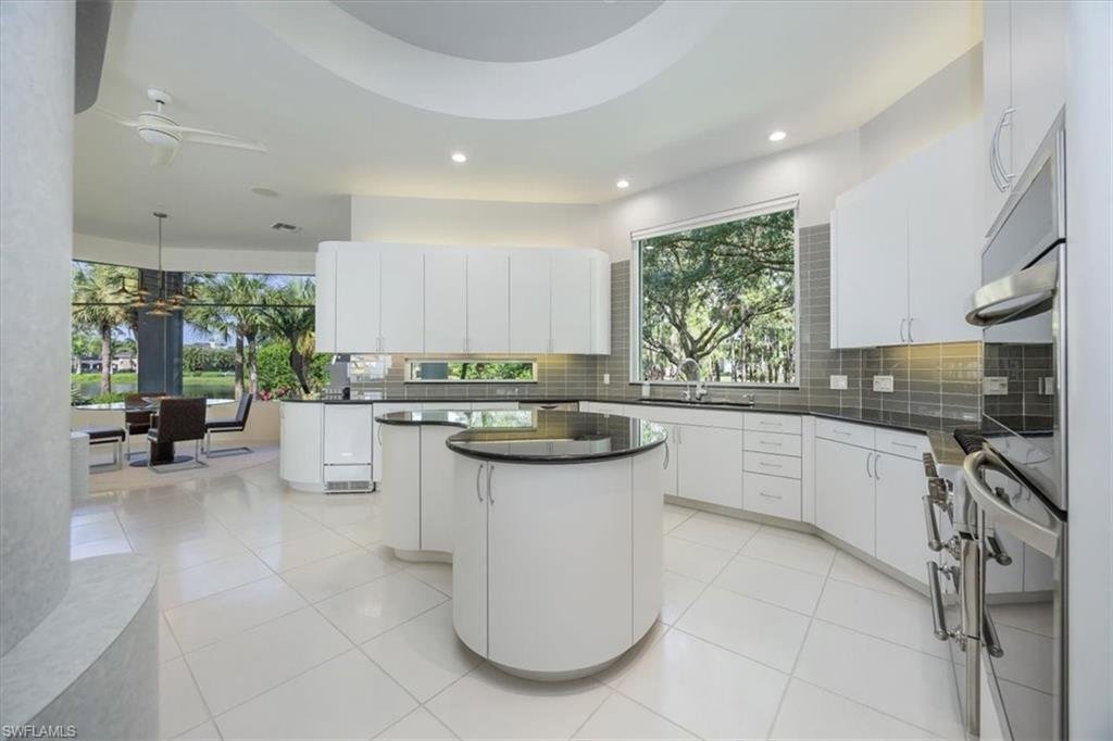 House in Naples, Florida, United States 4 - 18197655