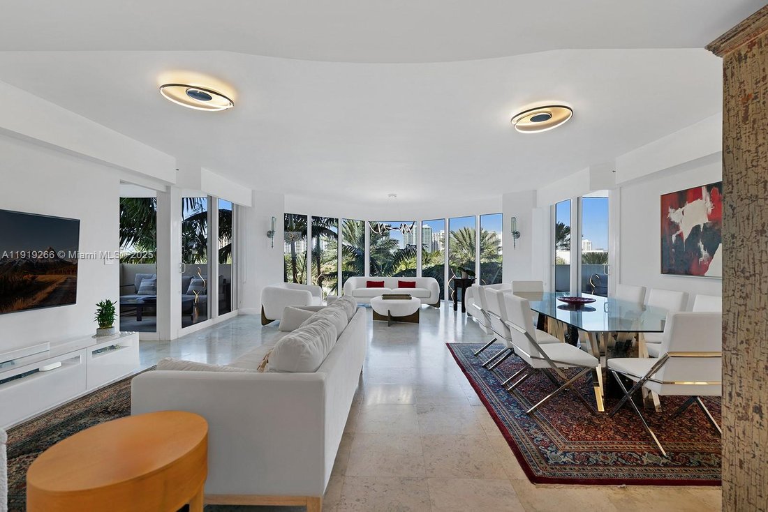 Condo in Sunny Isles Beach, Florida, United States 1 - 18197793