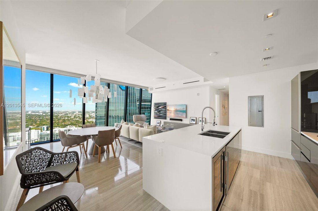 Condo in Miami, Florida, United States 3 - 18197833